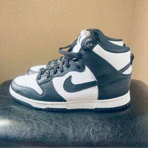 Nike Men's Black and White High-Top Dunks
